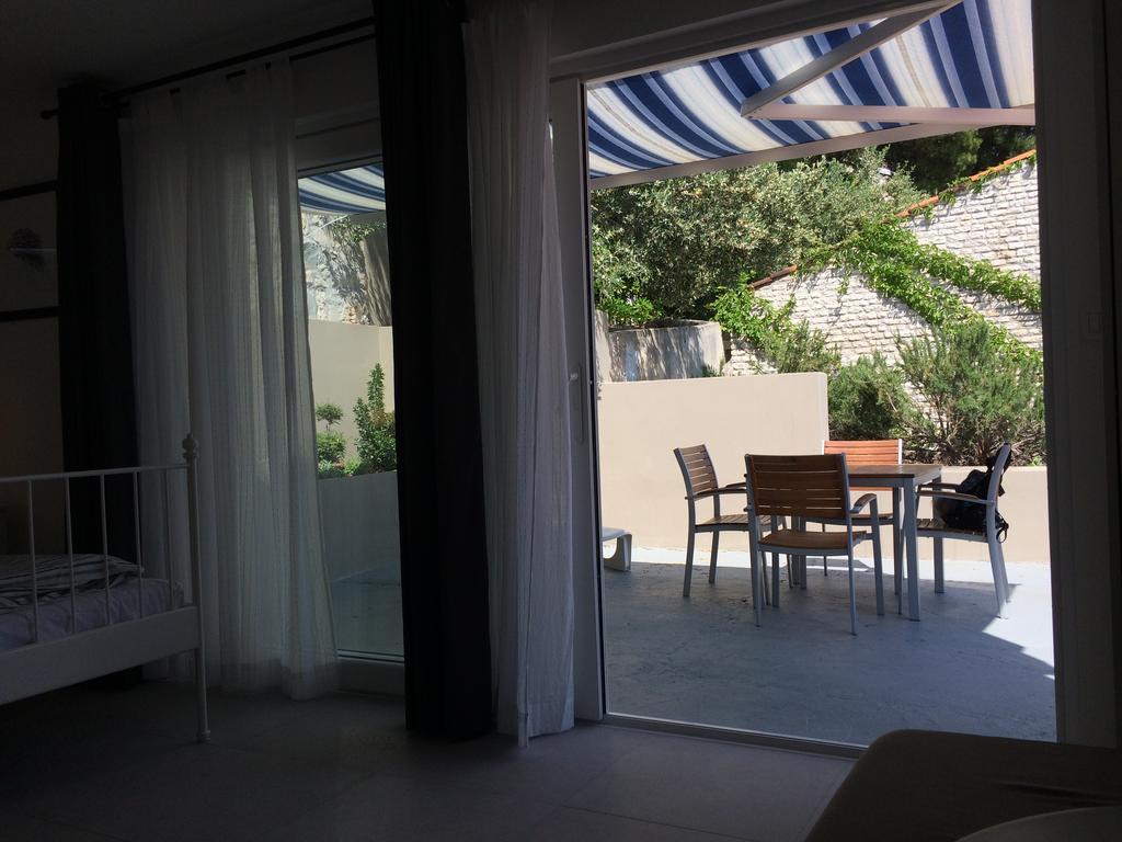 Villa Antares Pisak Exterior photo